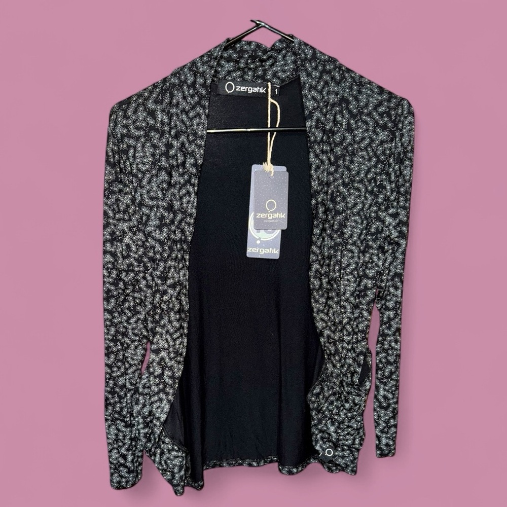 NWT Zergatik Women's Black and Gray Cardigan